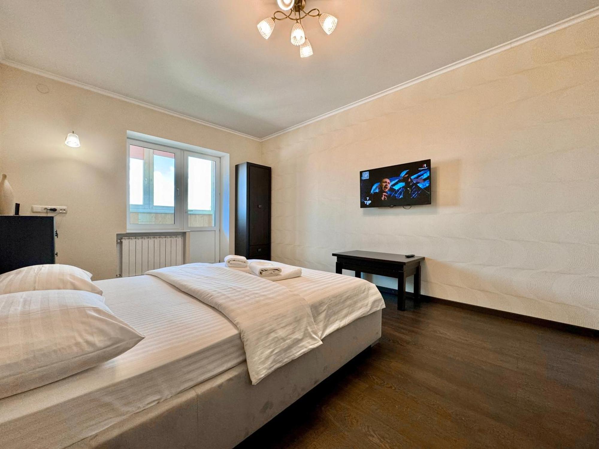 Apartpoltava Світлі Просторі Апартаменти 80М2 , 2-Окремі Кімнати, Новобудова Центр Чек Банківський 外观 照片