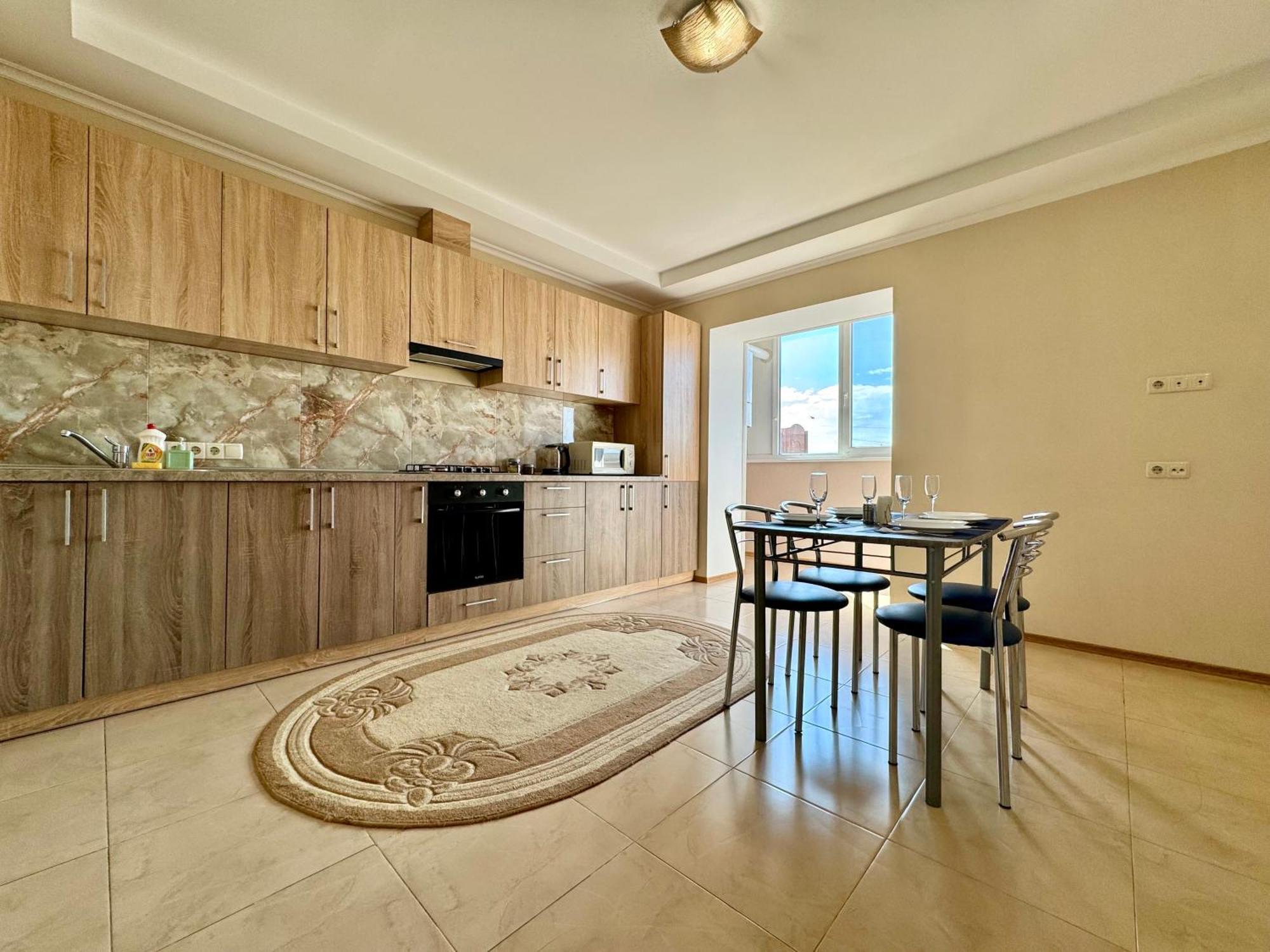 Apartpoltava Світлі Просторі Апартаменти 80М2 , 2-Окремі Кімнати, Новобудова Центр Чек Банківський 外观 照片