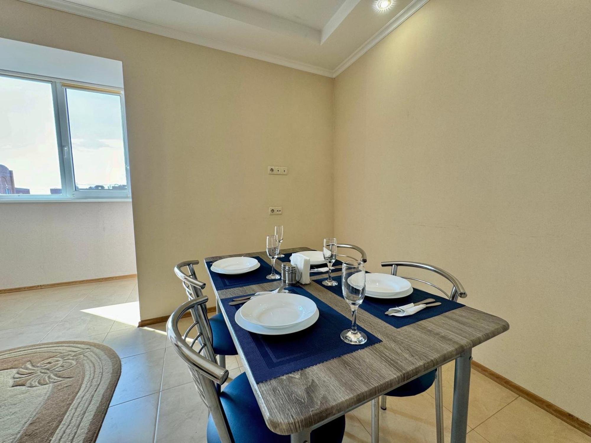 Apartpoltava Світлі Просторі Апартаменти 80М2 , 2-Окремі Кімнати, Новобудова Центр Чек Банківський 外观 照片