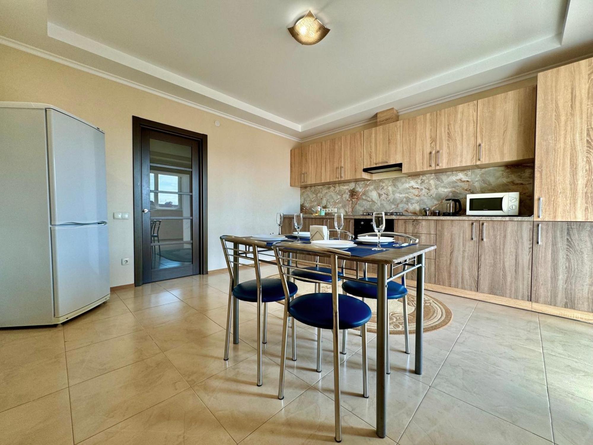 Apartpoltava Світлі Просторі Апартаменти 80М2 , 2-Окремі Кімнати, Новобудова Центр Чек Банківський 外观 照片